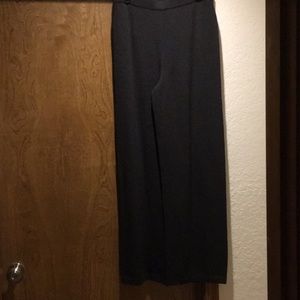 St John knit charcoal gray pants.